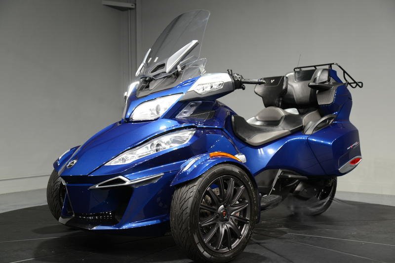 2016 can am spyder rt 6 speed semi automatic (se6) 2016 can am spyder rt 6 speed semi automatic (se6)
