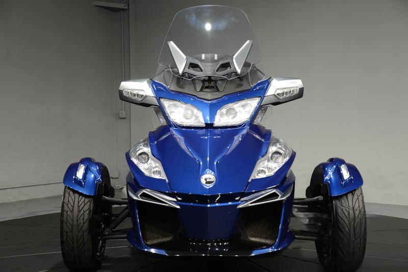 2016 can am spyder rt 6 speed semi automatic (se6) 2016 can am spyder rt 6 speed semi automatic (se6)