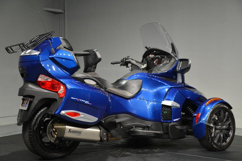 2016 can am spyder rt 6 speed semi automatic (se6) 2016 can am spyder rt 6 speed semi automatic (se6)