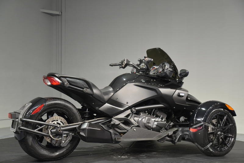 2017 can am spyder f3 6 speed manual (sm6) 2017 can am spyder f3 6 speed manual (sm6)